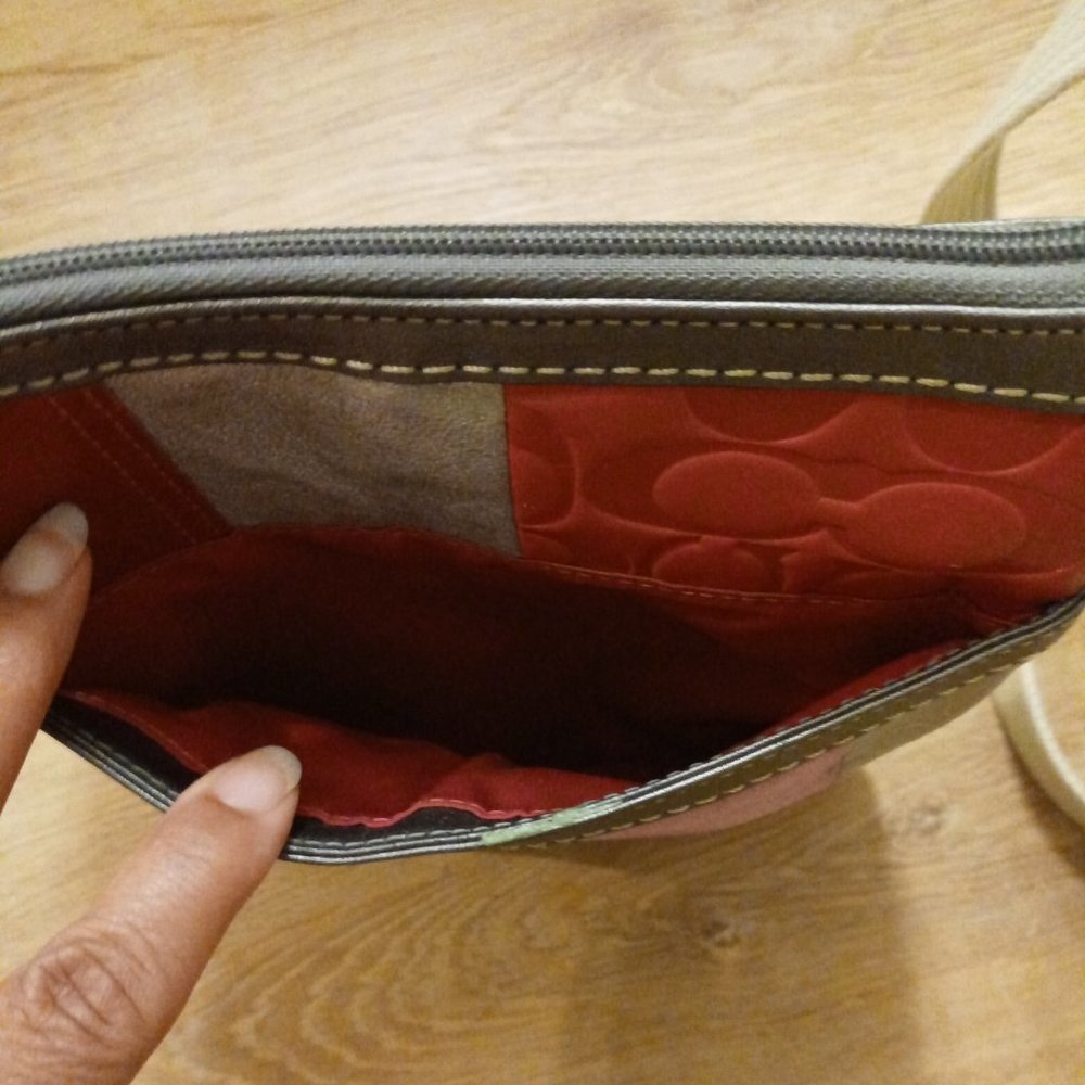 Coach Holiday Patchwork Crossbody Purse (pre-loved) - Picture 2 of 15